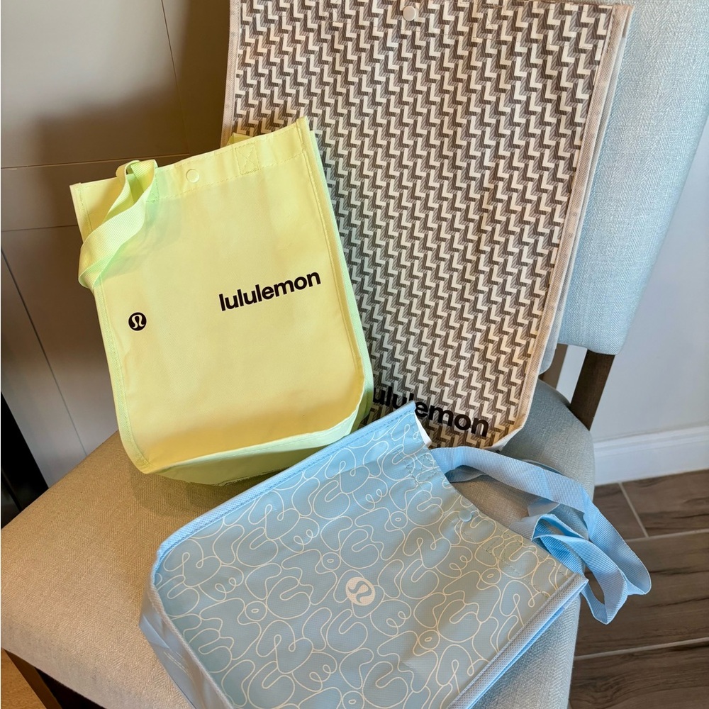 Lululemon totes NEW